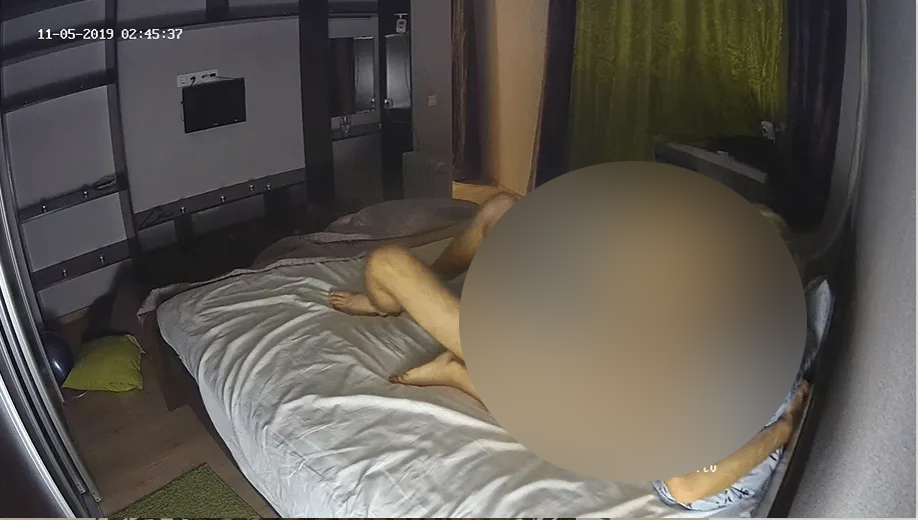 Voyeur Cams Serve Up Sex Sandwiches